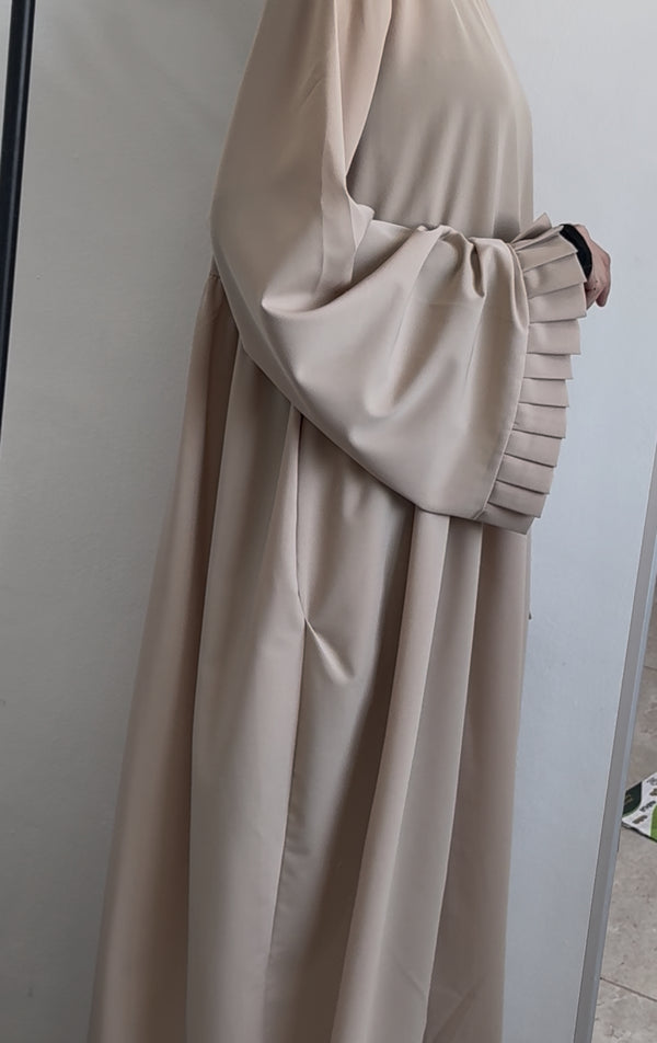 عباية سديم بيج